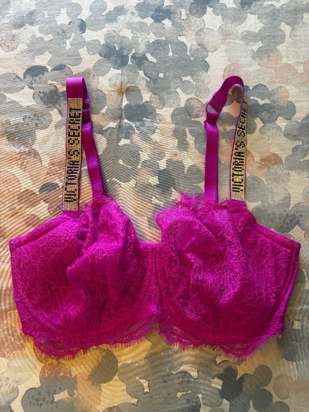 Victoria's Secret Fuchsia Lace Bra with Logo Rhinestone Straps Size 38DDD